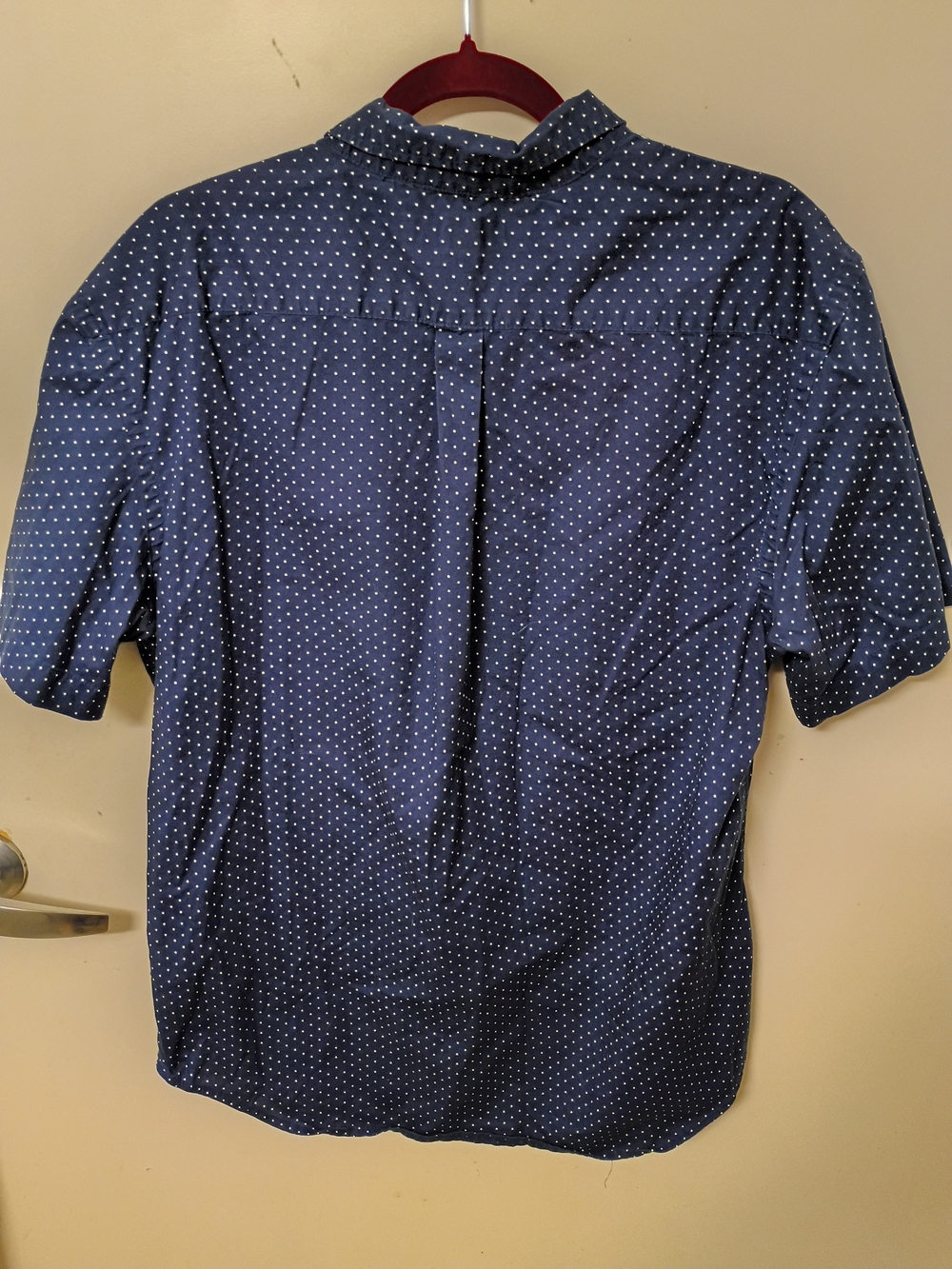Old Navy Men's Navy Blue Short-Sleeve Dot-Print Button-Down Shirt - Picture 3 of 3
